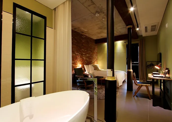 Boutique Loft Hotel 3*