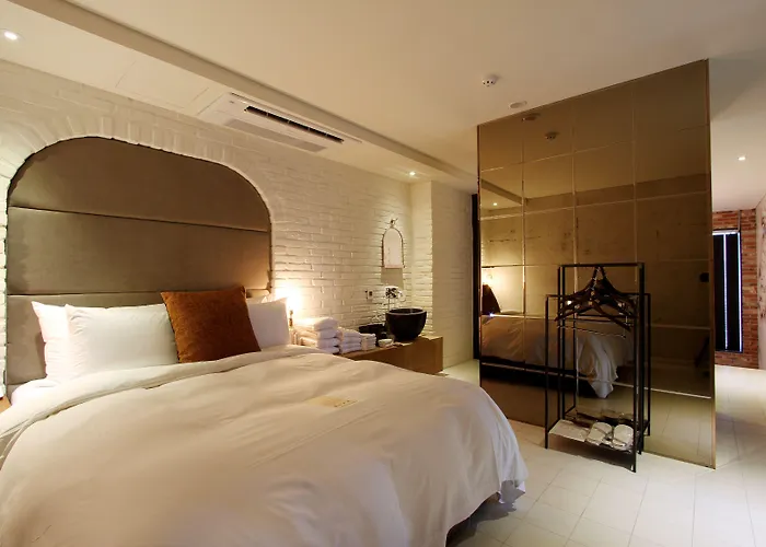 Boutique Loft Hotel 3*
